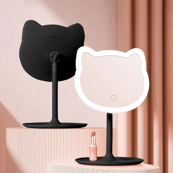 NWT Black Cat LED Makeup Mirror - Picture 1 of 6
